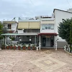 Ksamil Guesthouse Villa *