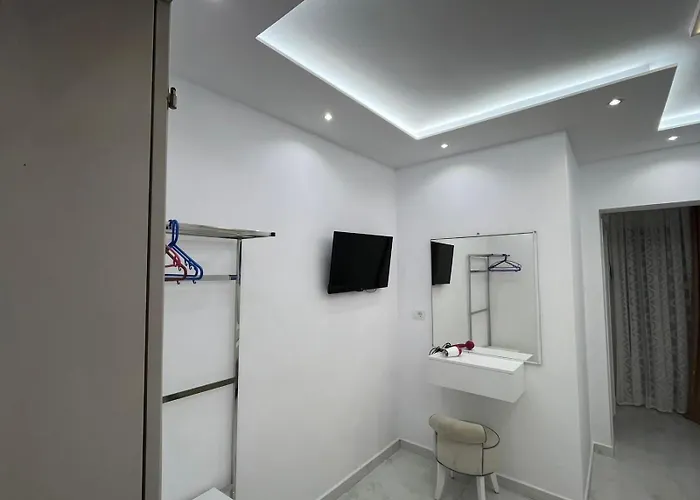 Ksamil Guesthouse Villa Vendégház *