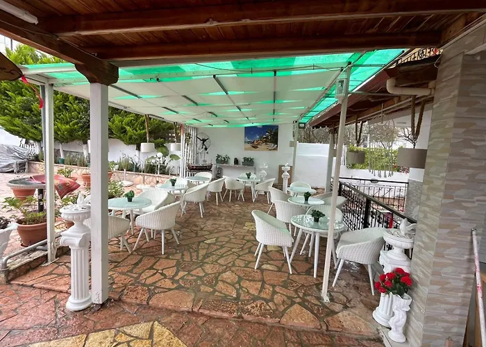 Ksamil Guesthouse Villa *