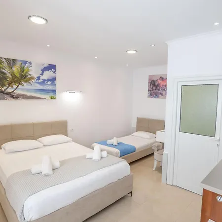 Ksamil Guesthouse Villa