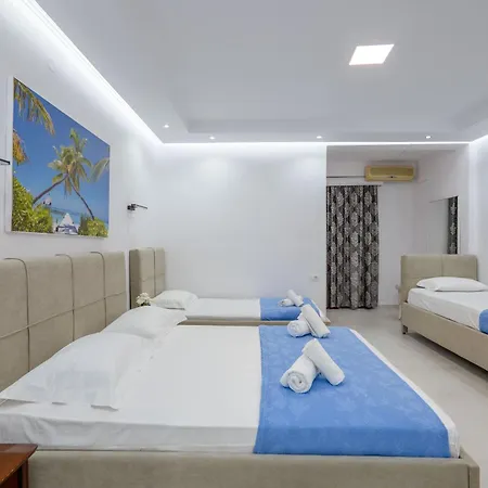 Guest house Ksamil Guesthouse Villa 3*