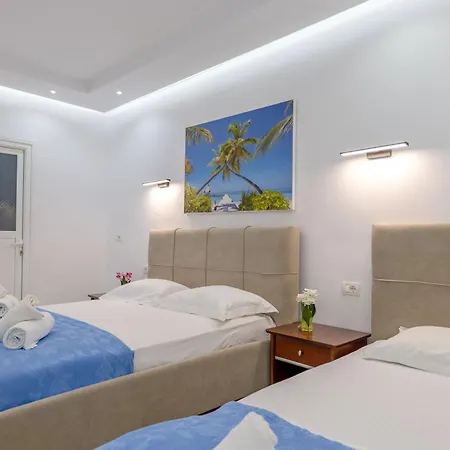 Pensjonat Ksamil Guesthouse Villa