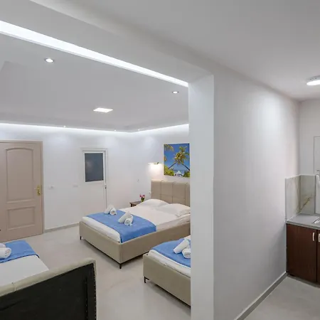 Ksamil Guesthouse Villa