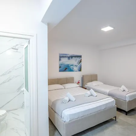 Guest house Ksamil Guesthouse Villa 3*