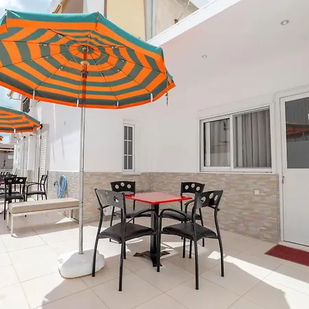 Ksamil Guesthouse Villa *