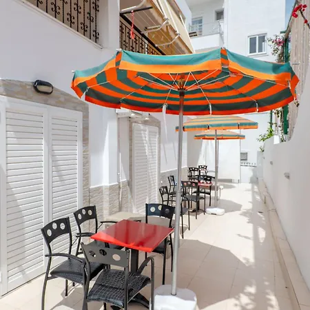 Guest house Ksamil Guesthouse Villa 3*