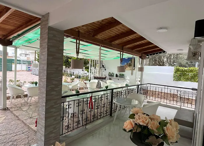 게스트하우스 Ksamil Guesthouse Villa *